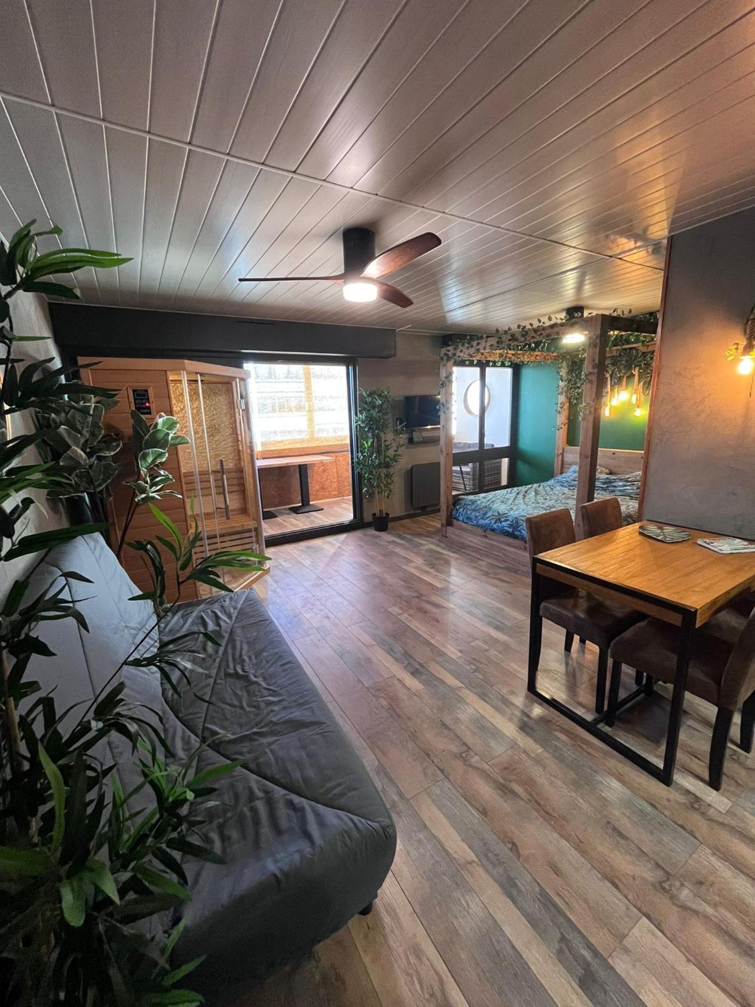 Oasis Tropical & Sauna Saint-Hilaire-de-Riez Esterno foto